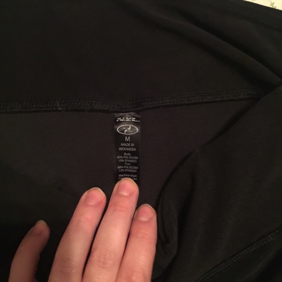 Black and grey color block leggings - Picture 2 of 2